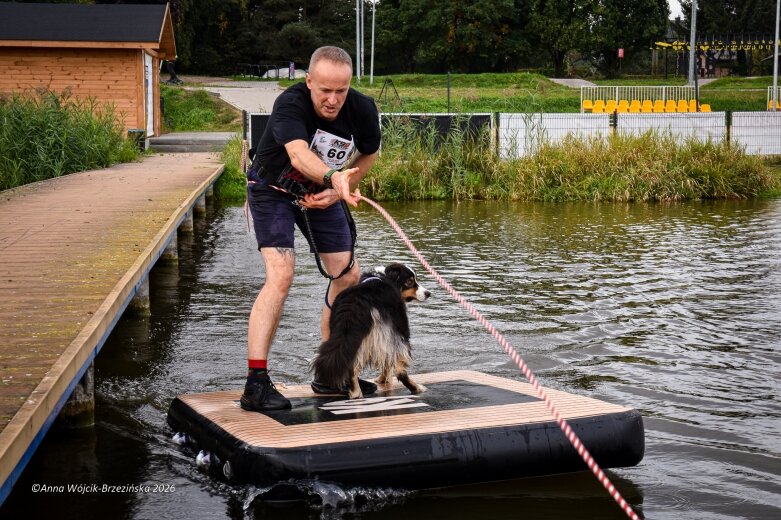  K9B nad Zalewem Zadębie. Człowiek i pies na jednej trasie 
