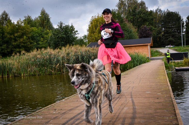  K9B nad Zalewem Zadębie. Człowiek i pies na jednej trasie 
