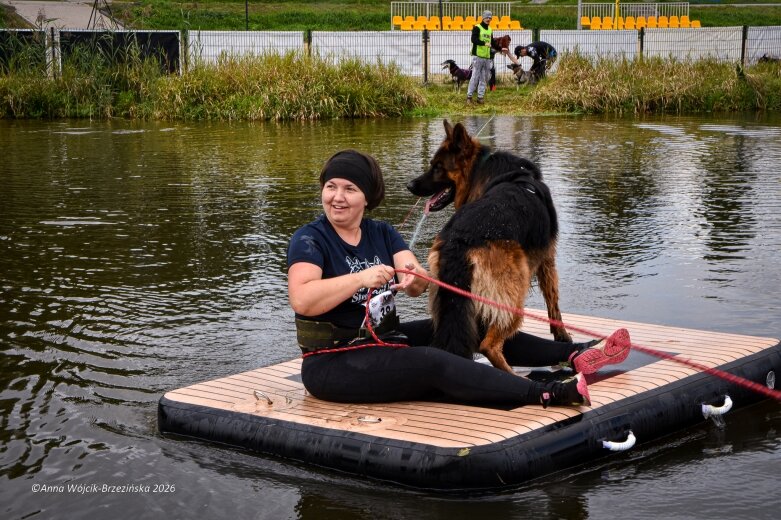  K9B nad Zalewem Zadębie. Człowiek i pies na jednej trasie 