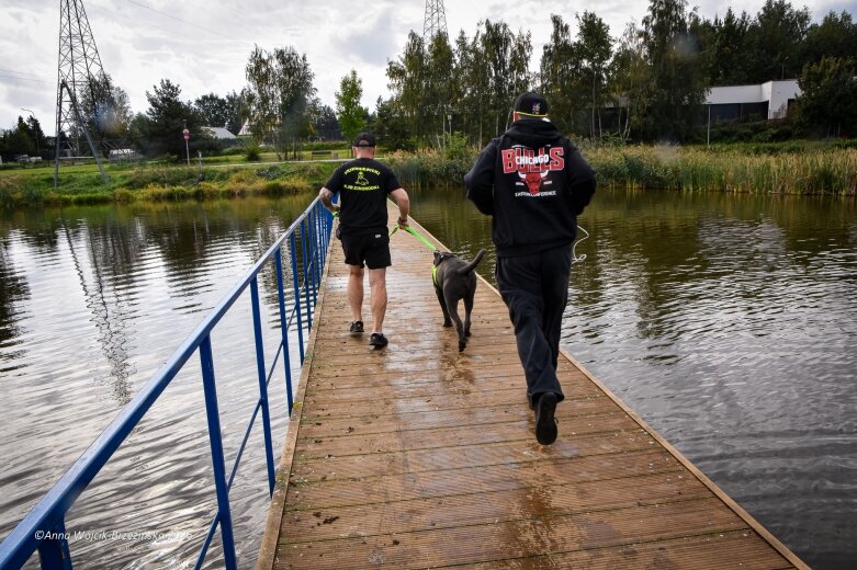 K9B nad Zalewem Zadębie. Człowiek i pies na jednej trasie 