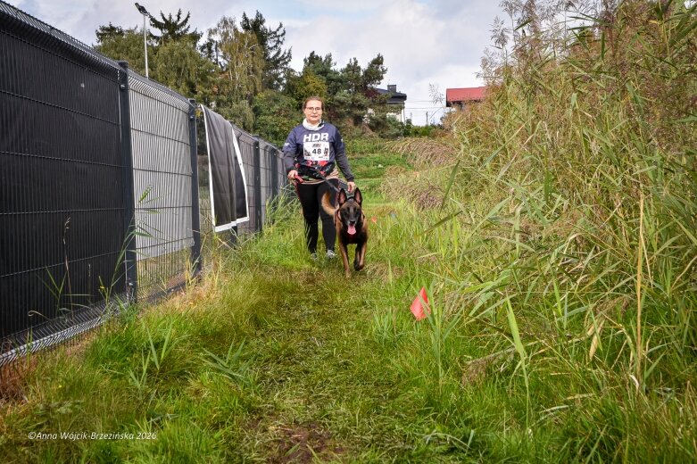  K9B nad Zalewem Zadębie. Człowiek i pies na jednej trasie 