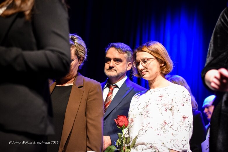  Ponad 250 uczniów odebrało stypendia Prezydenta Miasta Skierniewice 