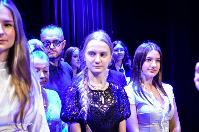  Ponad 250 uczniów odebrało stypendia Prezydenta Miasta Skierniewice 