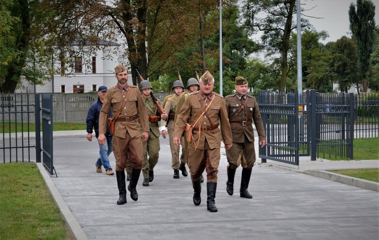  Muzeum Historyczne w Skierniewicach, w 80 rocznicę Bitwy nad Bzurą. 