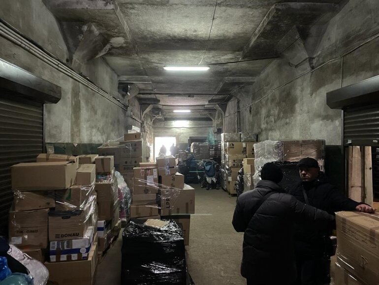 Dwa tiry z darami od mieszkańców Skierniewic trafiły na Ukrainę. Na kolejne humanitarne transporty zgodę wyraził i