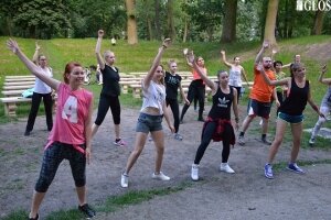  zumba-w-parku-13 