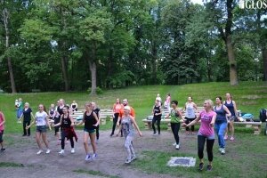  zumba-w-parku-21 